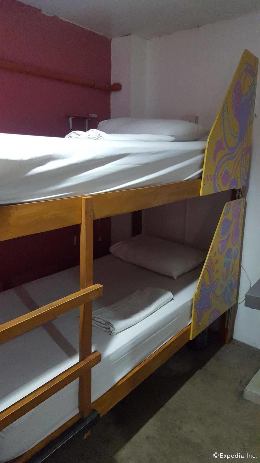 Mnl Boutique Hostel Makati City Ngoại thất bức ảnh