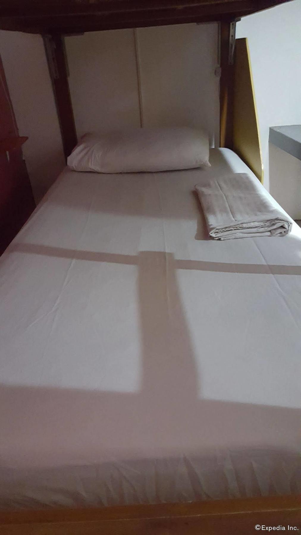 Mnl Boutique Hostel Makati City Ngoại thất bức ảnh
